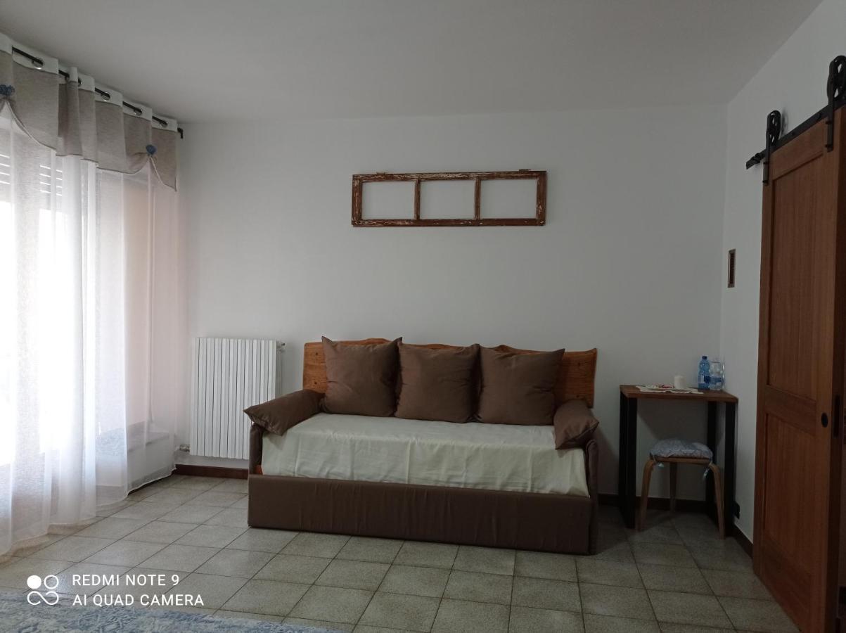 Appartement Il Giardino Segreto à Beura Extérieur photo