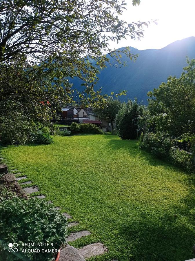 Appartement Il Giardino Segreto à Beura Extérieur photo